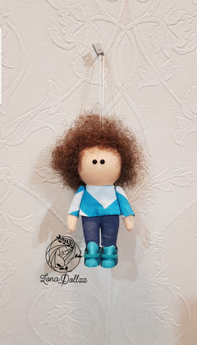 عروسک آویز ماشین پسر ۱۰سانتی مو قهوه ای