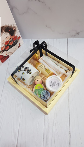 پک هدیه مناسب دختران نوجوان با بسته بندی فانتزی