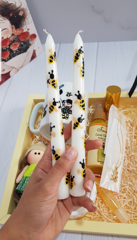 شمع قلمی ۲۰سانتی نقاشی شده با طرح زنبور