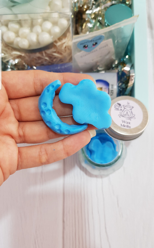 وکس ملت آبی با طرح های ماه و ابر