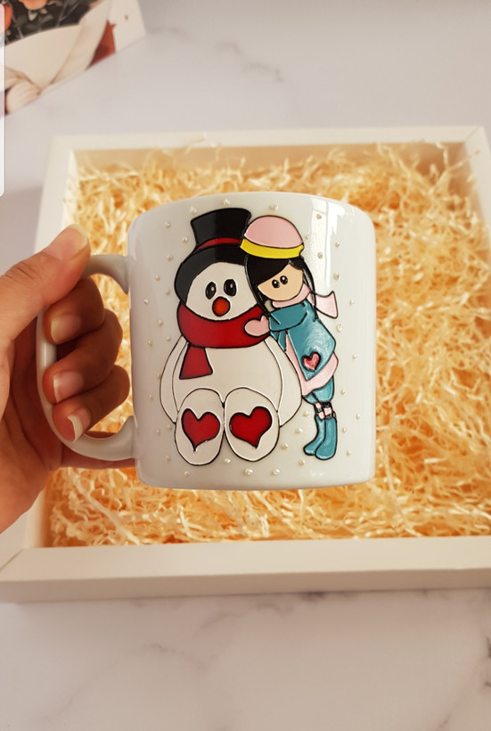 ماگ با طرح ویترای دختر و آدم برفی