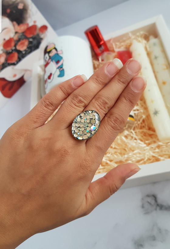 انگشتر رزینی دستساز