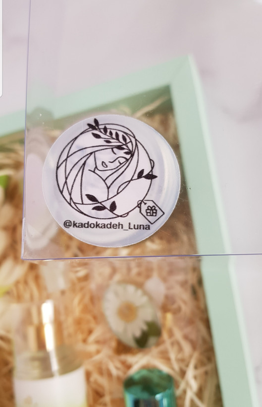 لوگوی منحصر به فرد کادوکده ی لونا